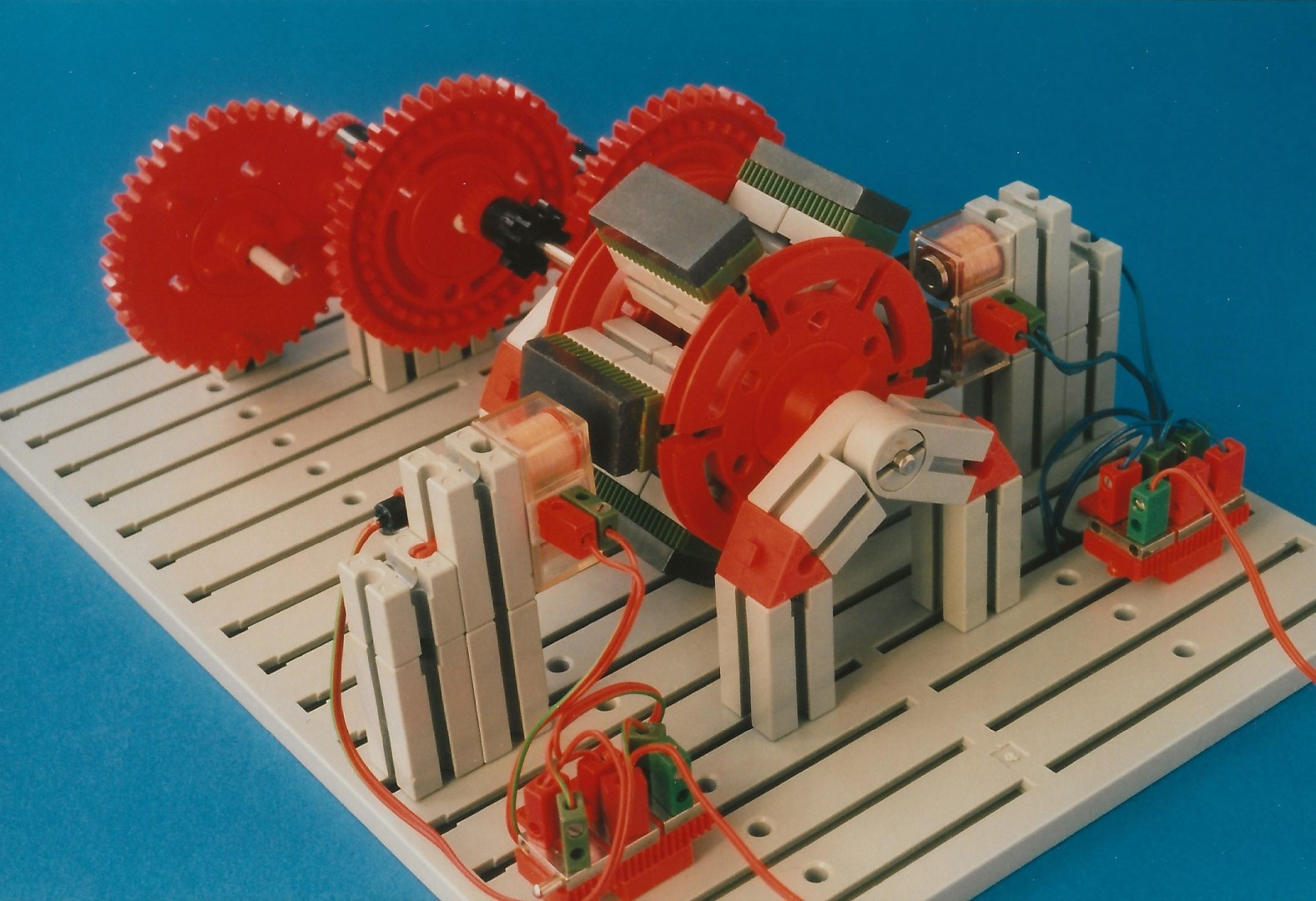 Electromagnetische Motor