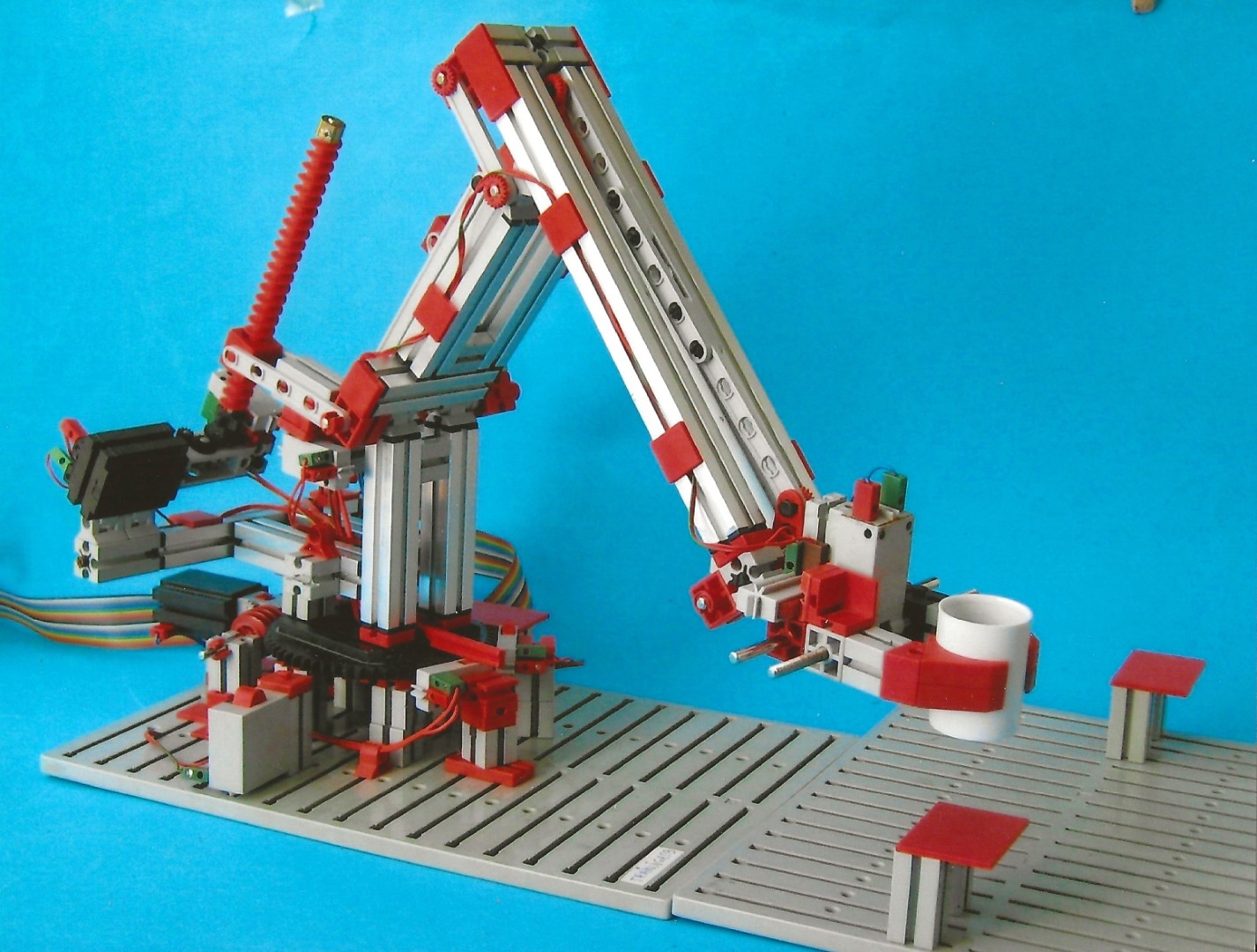 Pettera_437_PnPRob2_01